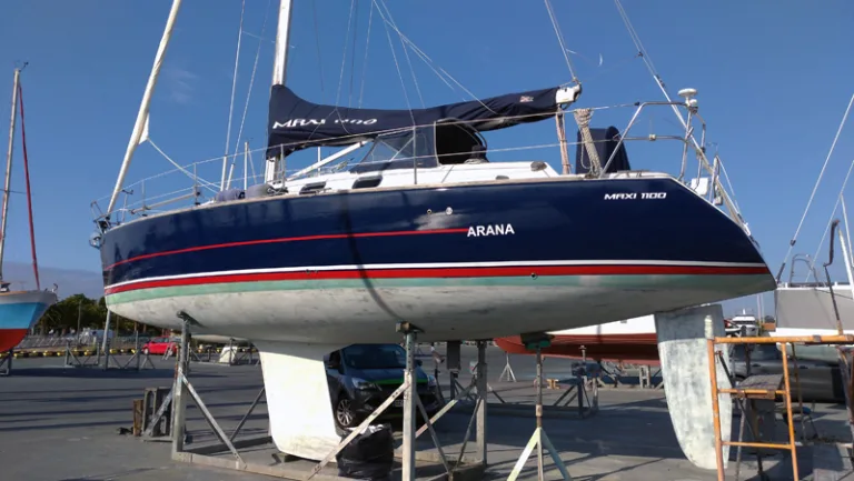 agence graphics by covering wrapping bateau voilier yacht aquitaine languedoc roussillon paca arcahon beneteau jeanneau